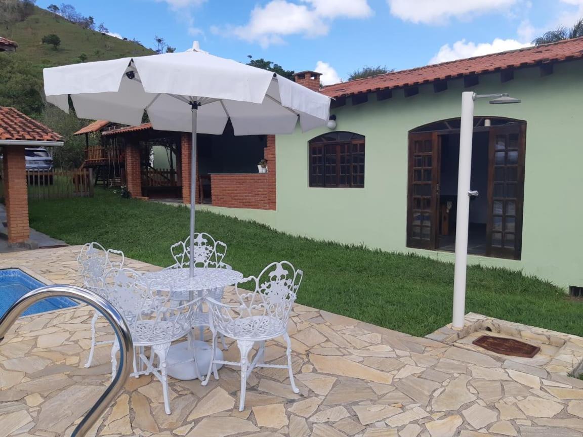 Casa De Campo "Recanto Ceu Azul" Guararema Exteriör bild